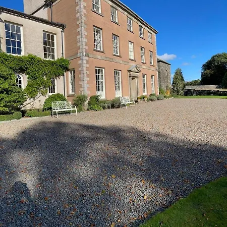 Hotel Belmount Hall *